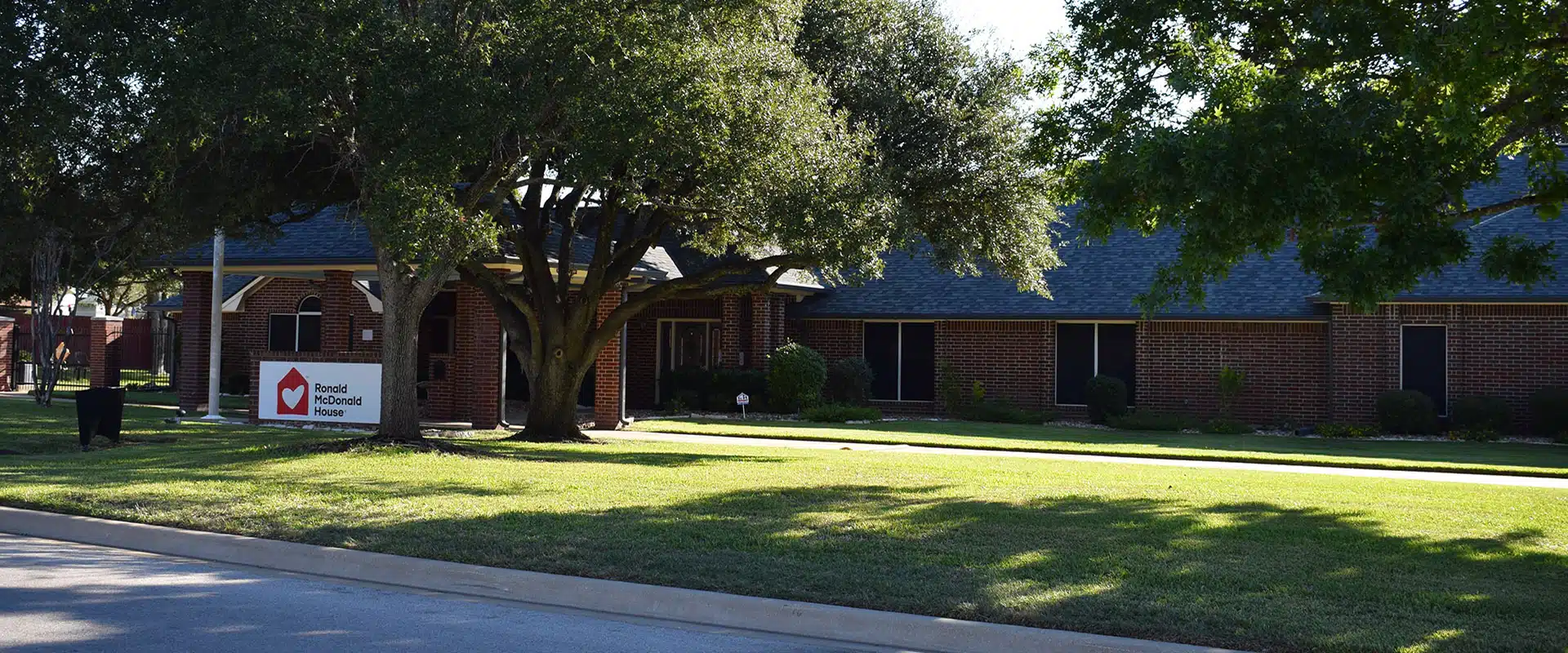 Exterior image of the Ronald McDonald House in Temple Texas